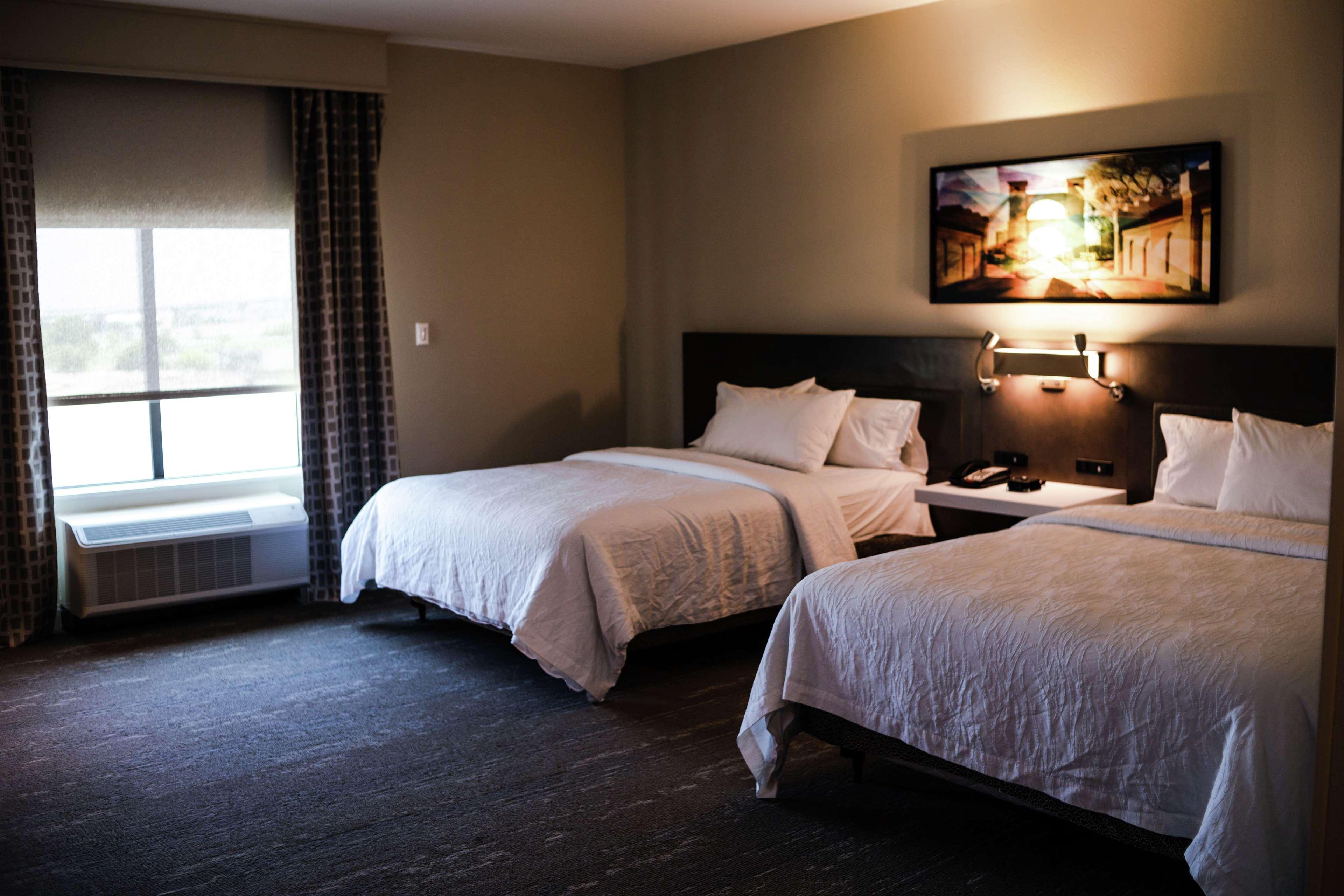 Hilton Garden Inn Waco Exterior photo
