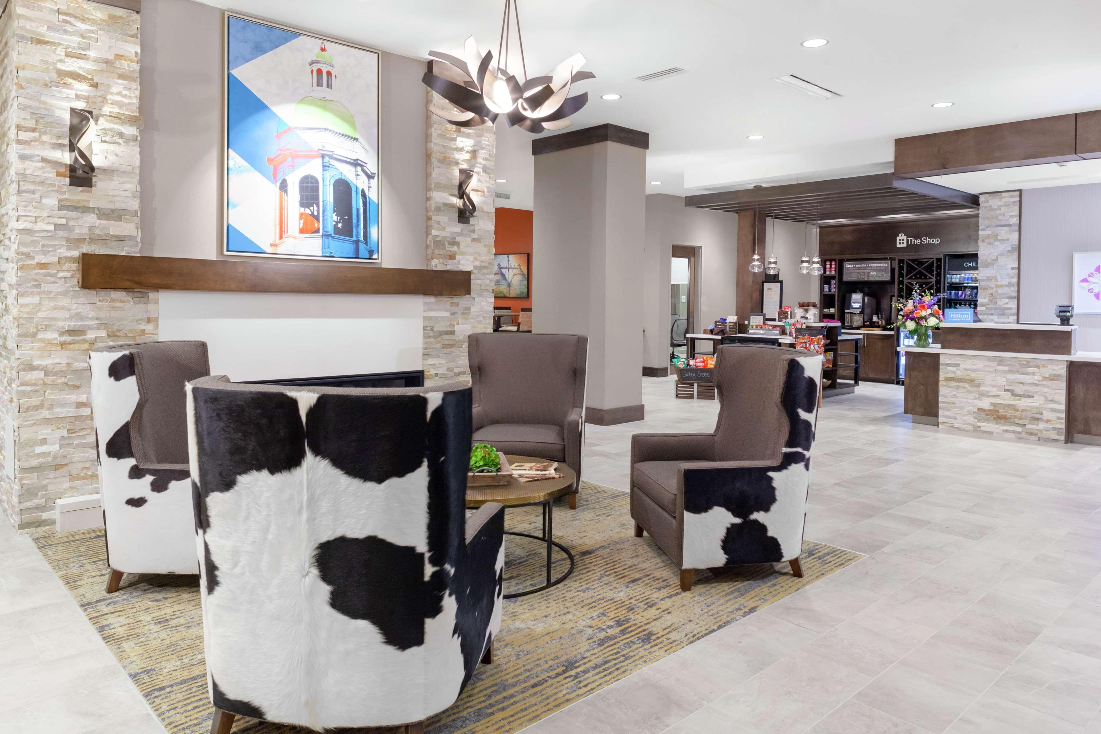 Hilton Garden Inn Waco Exterior photo