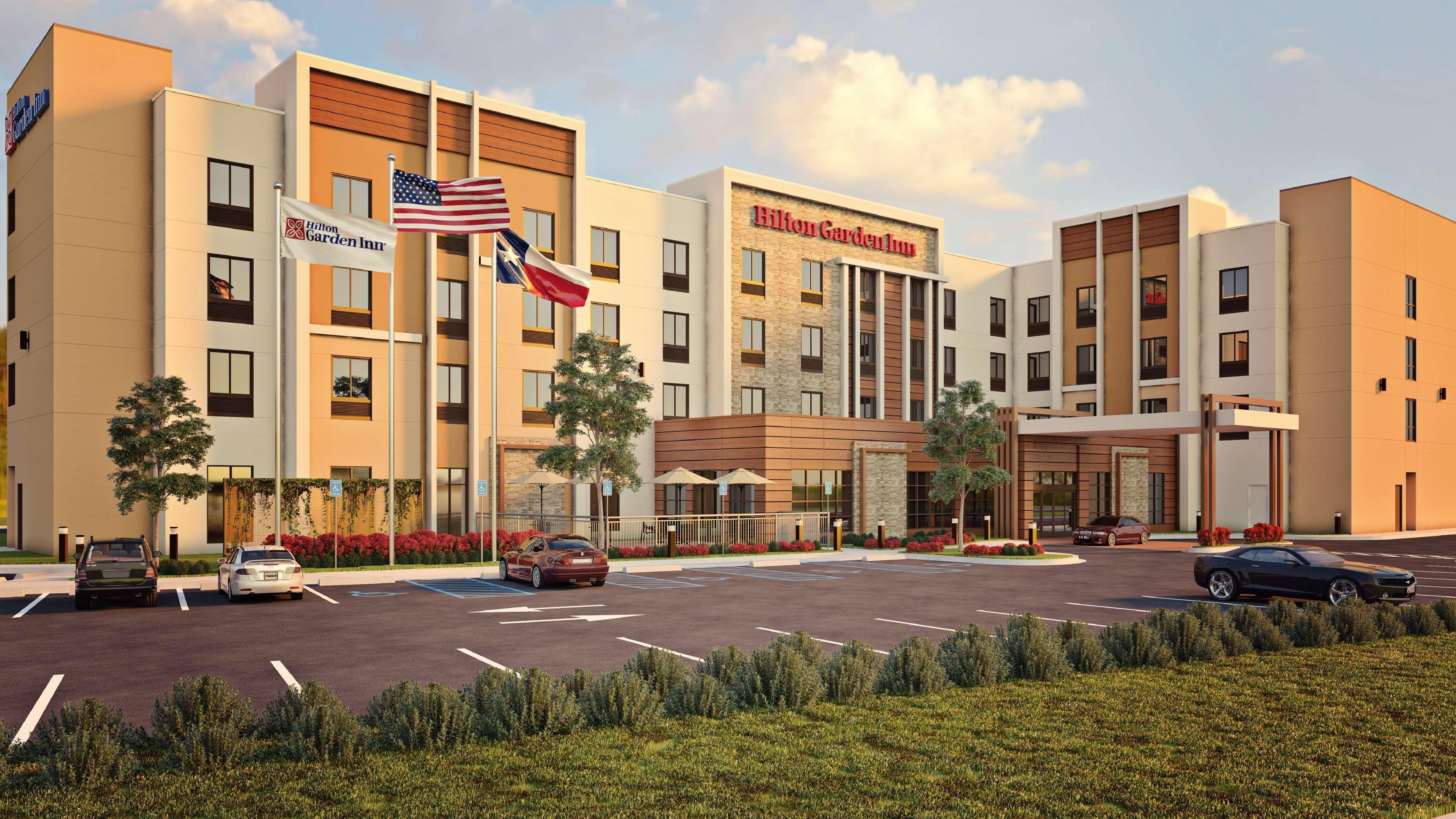 Hilton Garden Inn Waco Exterior photo